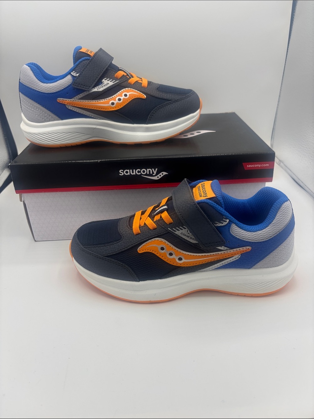 Saucony Cohesion KDZ A/C Kids Navy, Blue & Orange Velcro size 3 Wide width NWT